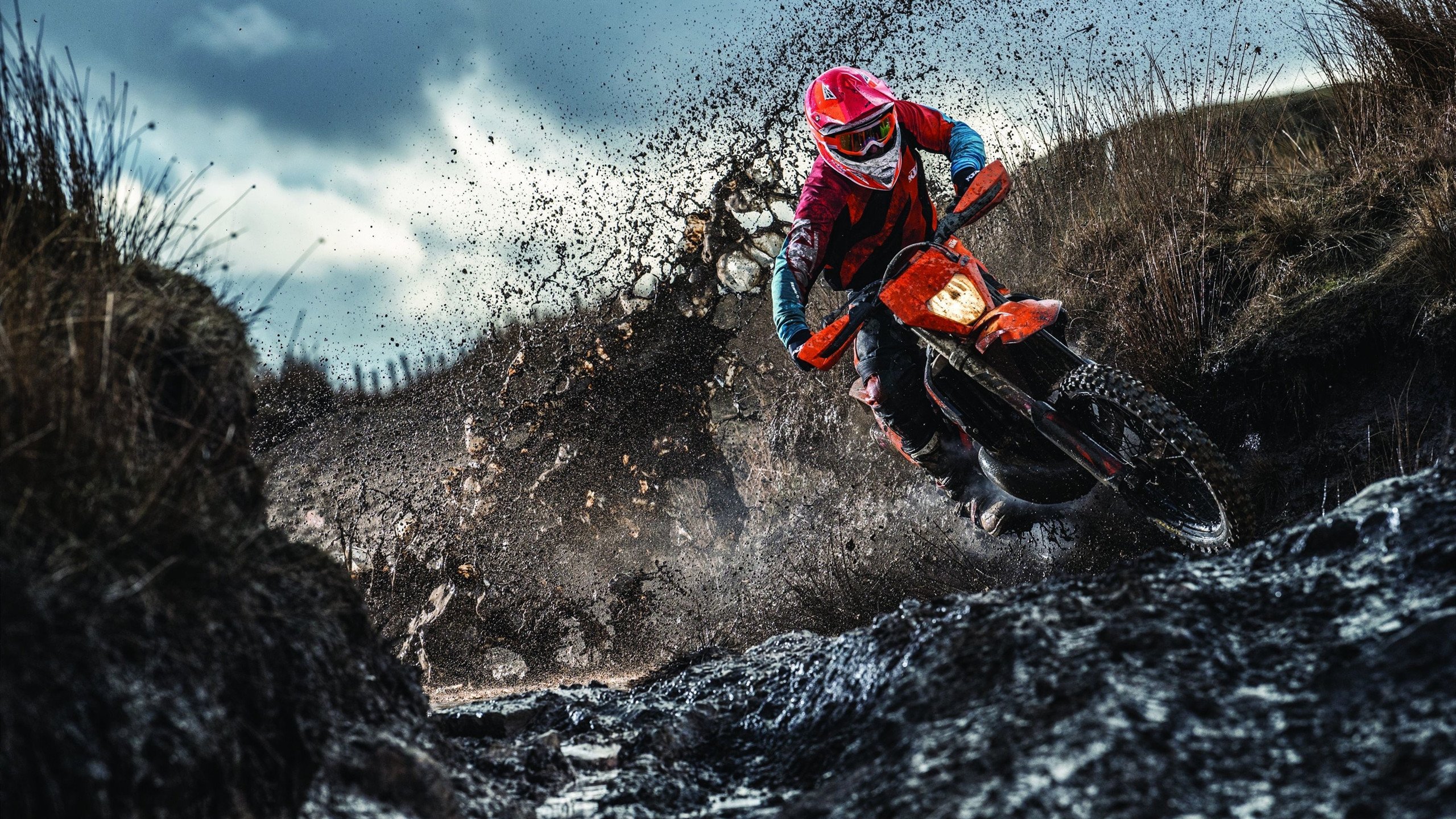 青少年“追梦之旅”公益篮球行在云南开启，推动区域体育振兴，云南2021青少年业余篮球联赛