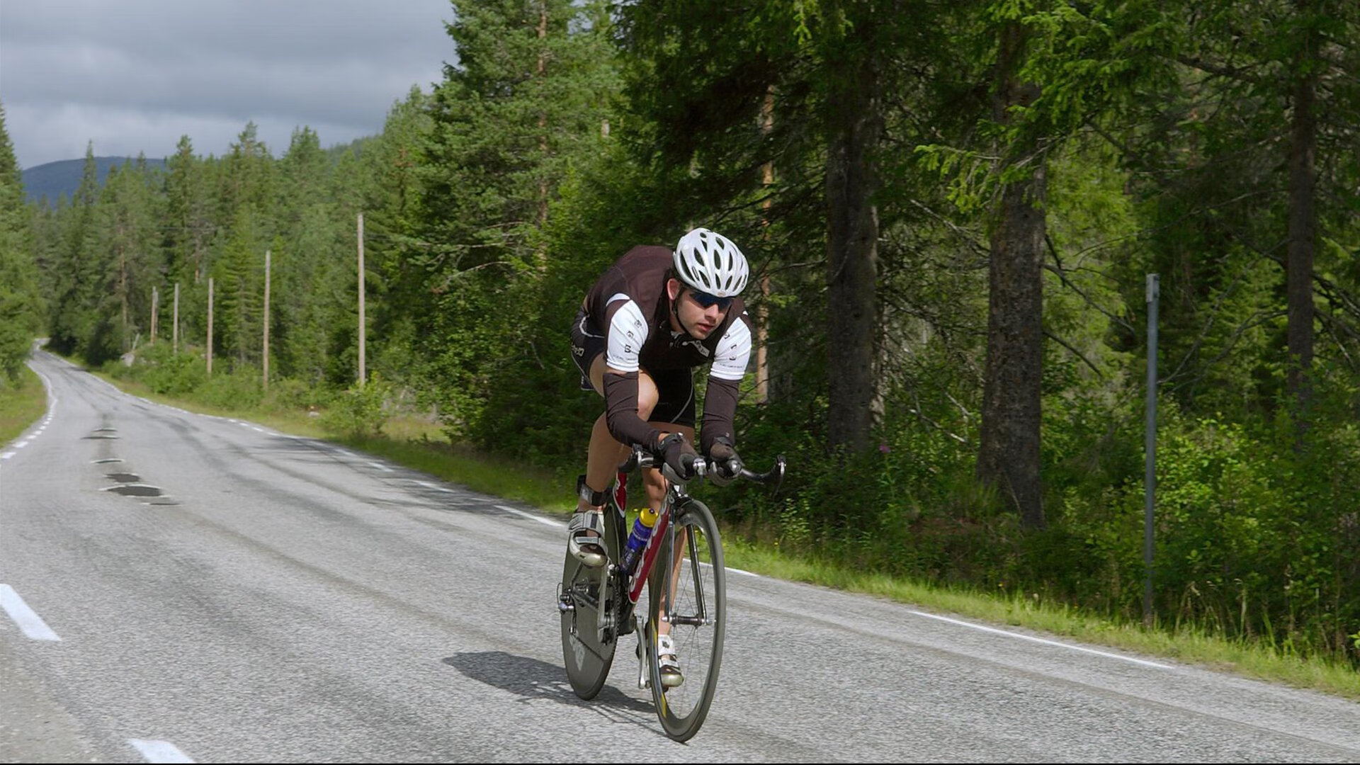 爱游戏-篮球青训营注重心理素质培养，篮球青训队训练计划